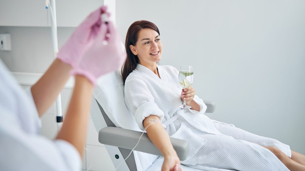 Does IV Therapy Really Work? What Science and Experts Say